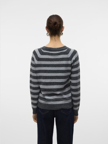 VERO MODA Pulover 'Doffy' | siva barva