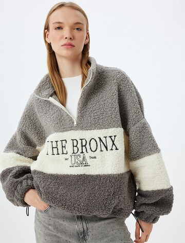 Koton Sweatshirt in Grey: front