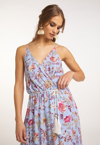 Robe d’été 'Gaya' IZIA en bleu