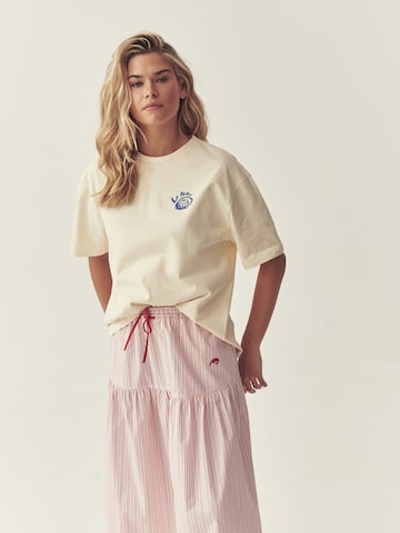 TATUUM Shirt in White: front