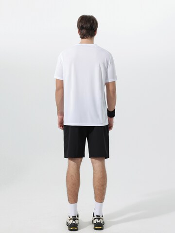 YOUTHUP Funktionsshirt 'Feuchtleit'‌‌‌‌‌‌ in Weiß