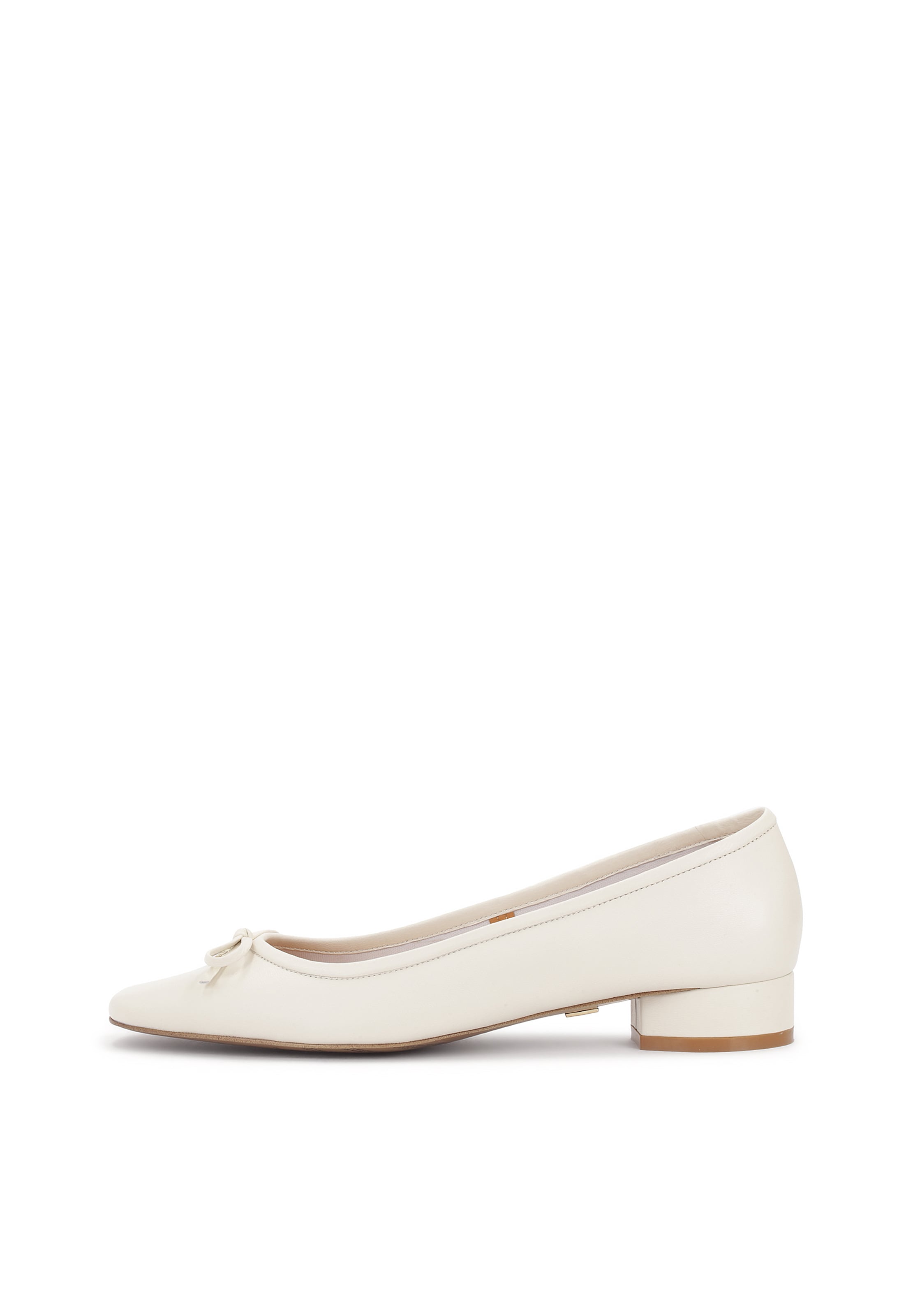 Kazar Pumps i hvid: forside