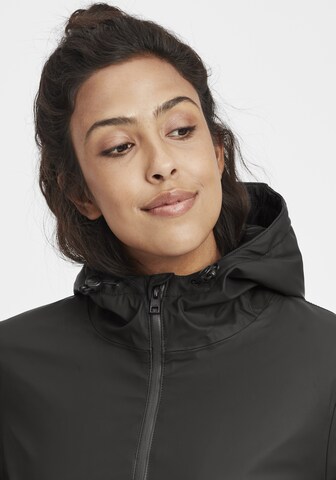 Veste fonctionnelle 'Janina' Oxmo en noir