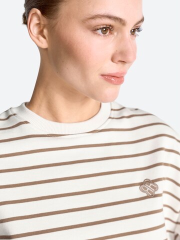 Bluză de molton de la Rich & Royal pe maro