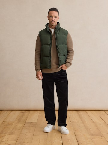 DAN FOX APPAREL Bodywarmer 'Konrad' in Groen