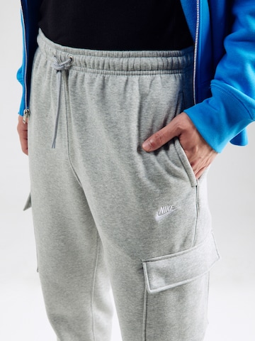 Nike Sportswear Tapered Παντελόνι cargo 'CLUB' σε γκρι