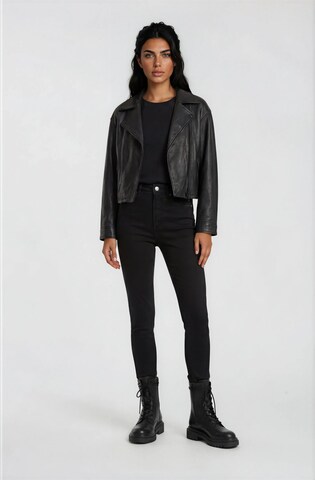 trueprodigy Prechodná bunda 'Alba' - Čierna