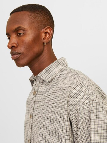 JACK & JONES Regular fit Button Up Shirt 'JPRBLAbradfort' in Grey