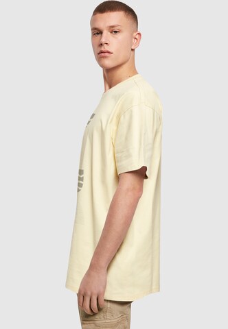 Merchcode Shirt 'Abstract Waves' in Yellow