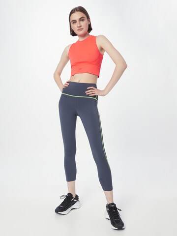 Skinny Pantalon de sport 4F en gris