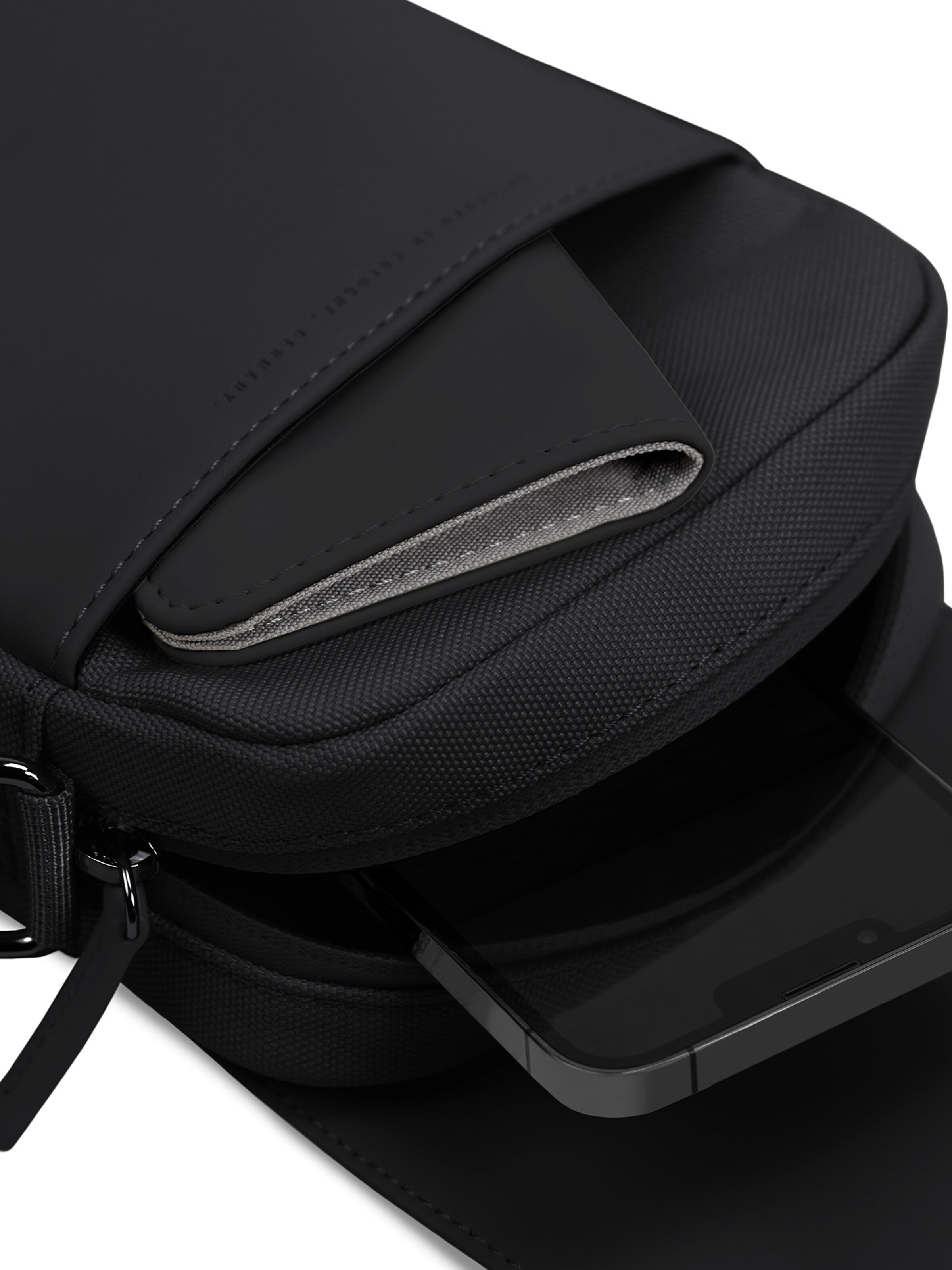 Kapten & Son Чанта с презрамки 'Mala' в черно