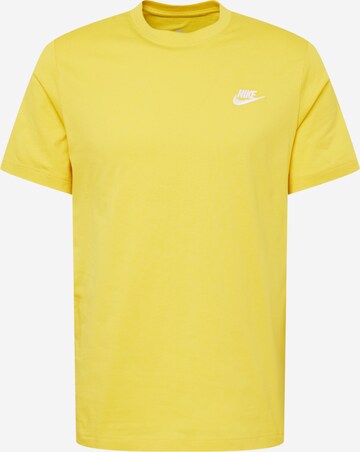Nike Sportswear Regular fit Majica 'Club' | rumena barva: sprednja stran