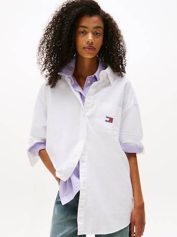 Chemisier Tommy Jeans en blanc : devant