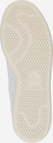 Baskets basses 'STAN SMITH' ADIDAS ORIGINALS en blanc