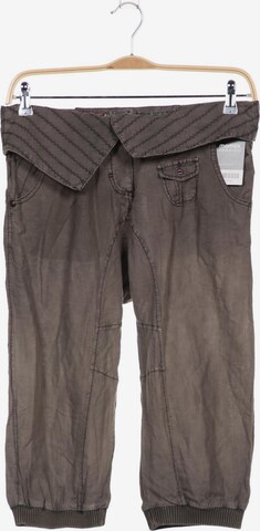 khujo Shorts in S in Brown: front