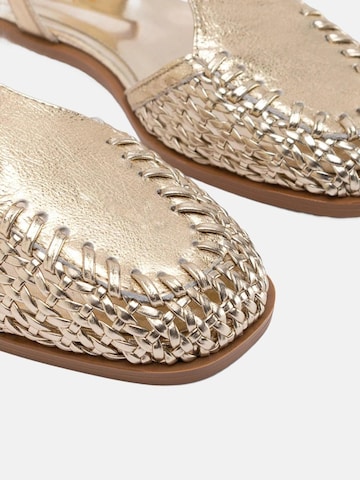 Limoya Sandals in Gold