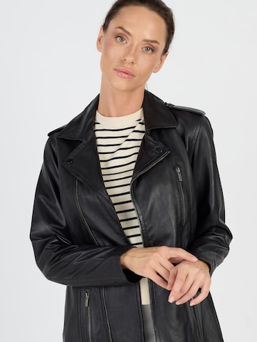 JCC Mantel in Schwarz