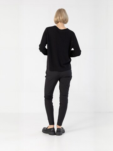 Coster Copenhagen Svetr ' CASHMERE ' – černá: zadní strana