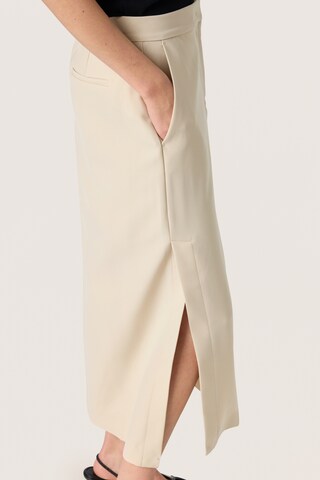 SOAKED IN LUXURY - Falda 'SLCewtona' en beige