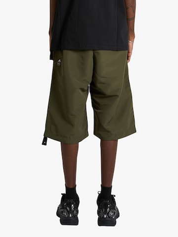OAMC PEACEMAKER Wide leg Pants in Green