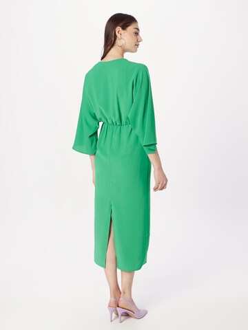 Rochie de la Warehouse pe verde