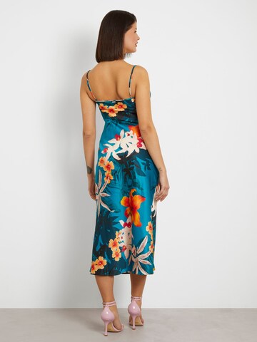 GUESS Kleid in Blau
