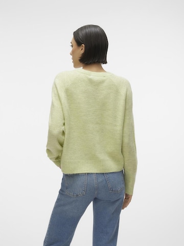 Pull-over 'ELLYLEFILE' VERO MODA en vert