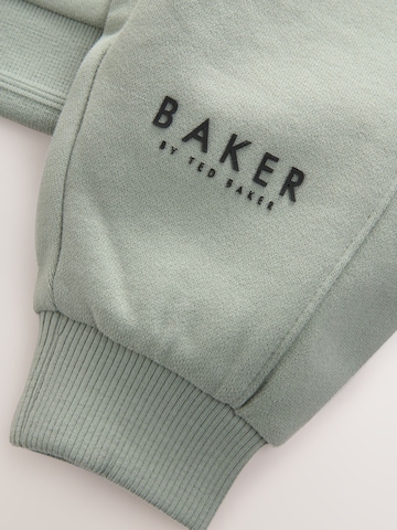 Baker by Ted Baker Juoksupuku värissä vihreä