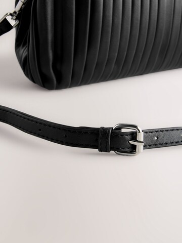Next Clutch in Schwarz