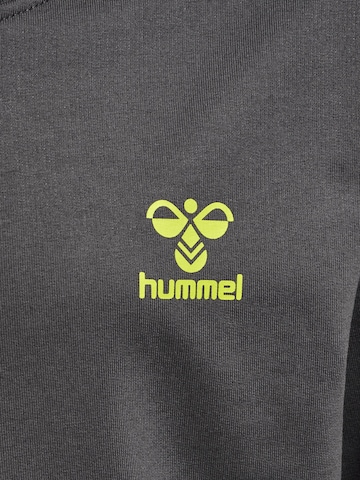 Hummel Sweatshirt 'OFFGRID' in Grijs