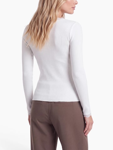 rosemunde Shirt in Weiß