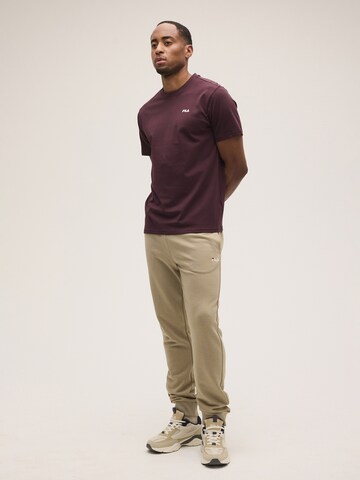 FILA - Camiseta 'LAAS regular tee' en marrón