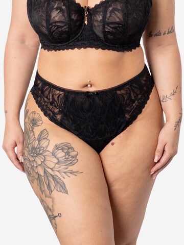 SugarShape Slip 'Cariba' in Black: front