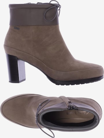 CLARKS Dress Boots in 39,5 in Brown: front