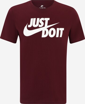 Coupe regular T-Shirt 'Swoosh' Nike Sportswear en rouge : devant