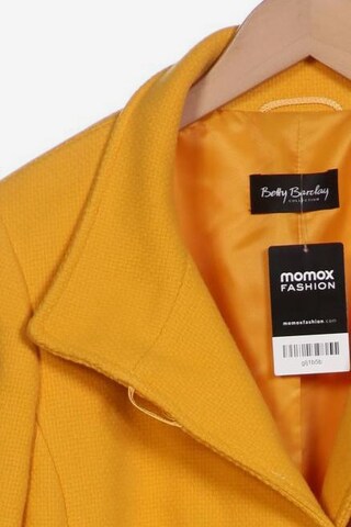Betty Barclay Jacket & Coat in L in Orange