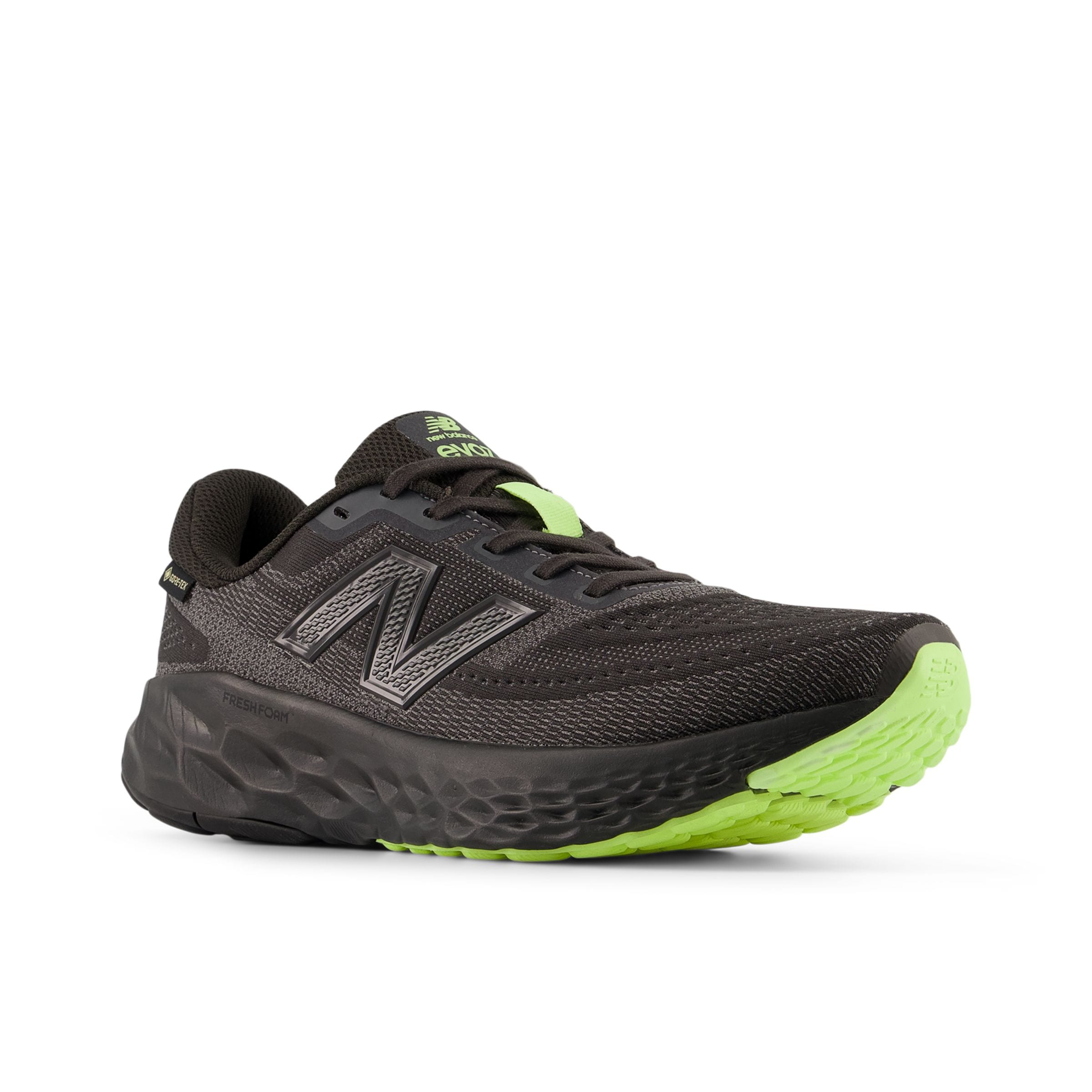 new balance Loopschoen in Zwart
