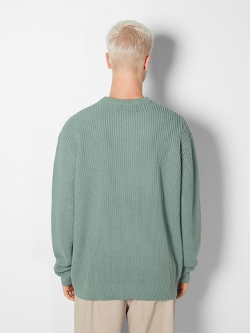 Bershka Pullover in Grün