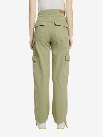 ESPRIT Loosefit Cargohose in Grün