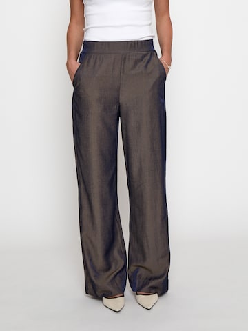 Peppercorn Pants 'Bea' in Bronze: front