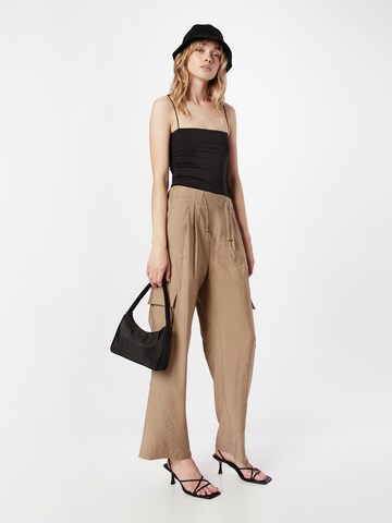 SISTERS POINT Wide leg Cargo trousers 'ELLA' in Beige