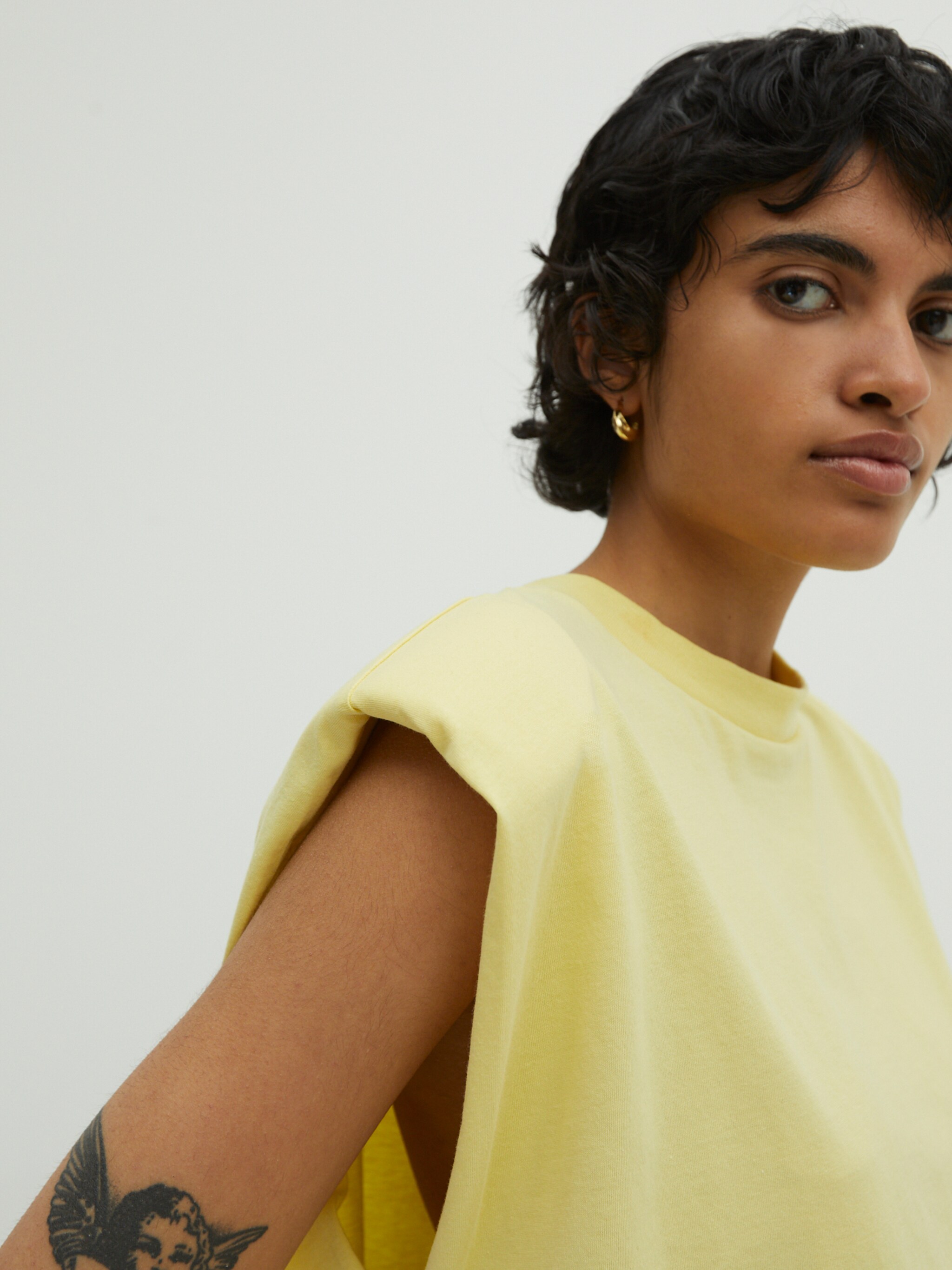 EDITED Producten Shirt 'Elise' Geel