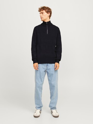 JJ Rebel Sweter 'JREBTOBY' w kolorze czarny