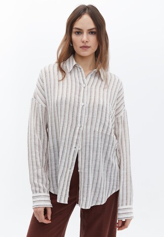 OXXO Blouse in Wit: voorkant