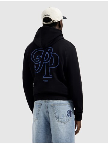 Pure Path Sweatshirt in Black