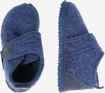 GIESSWEIN - Pantufa em azul