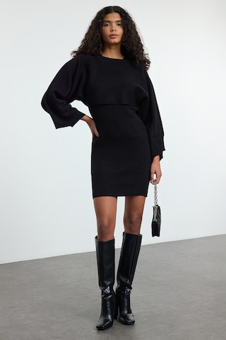 Trendyol Strikkjole i sort: forside