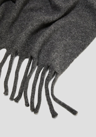 s.Oliver Schal in Grau