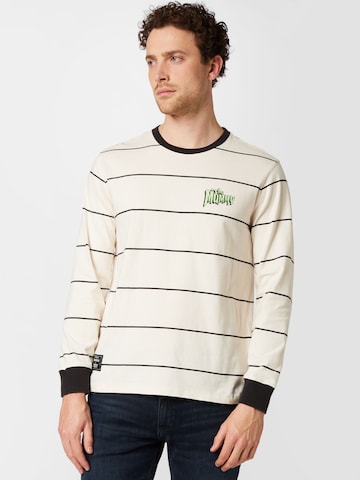 LEVI'S ® Shirt 'Monsters® x Levi’s® Long Sleeve Tee' in White: front