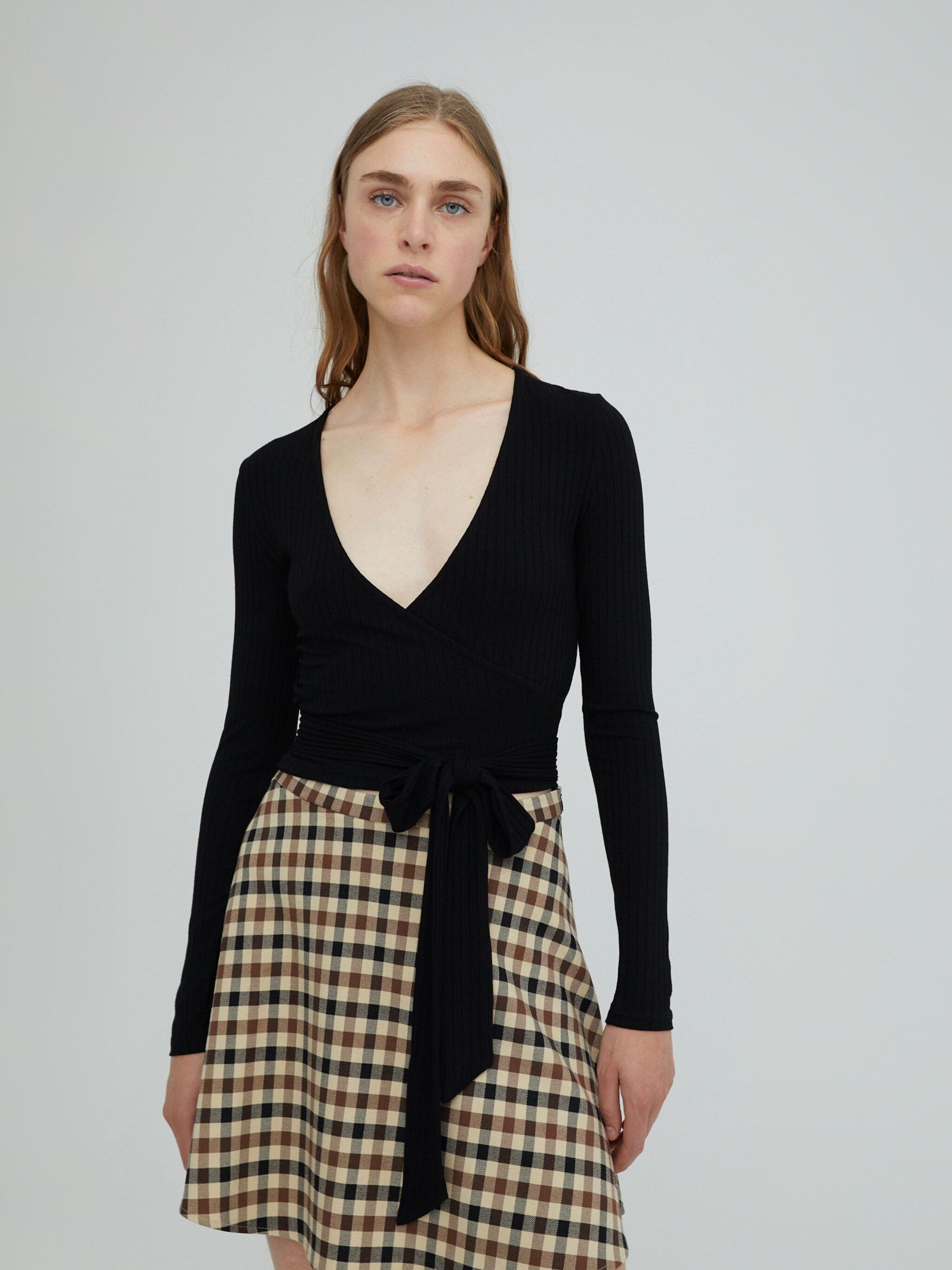 EDITED Producten Shirt 'Sabrina' Zwart